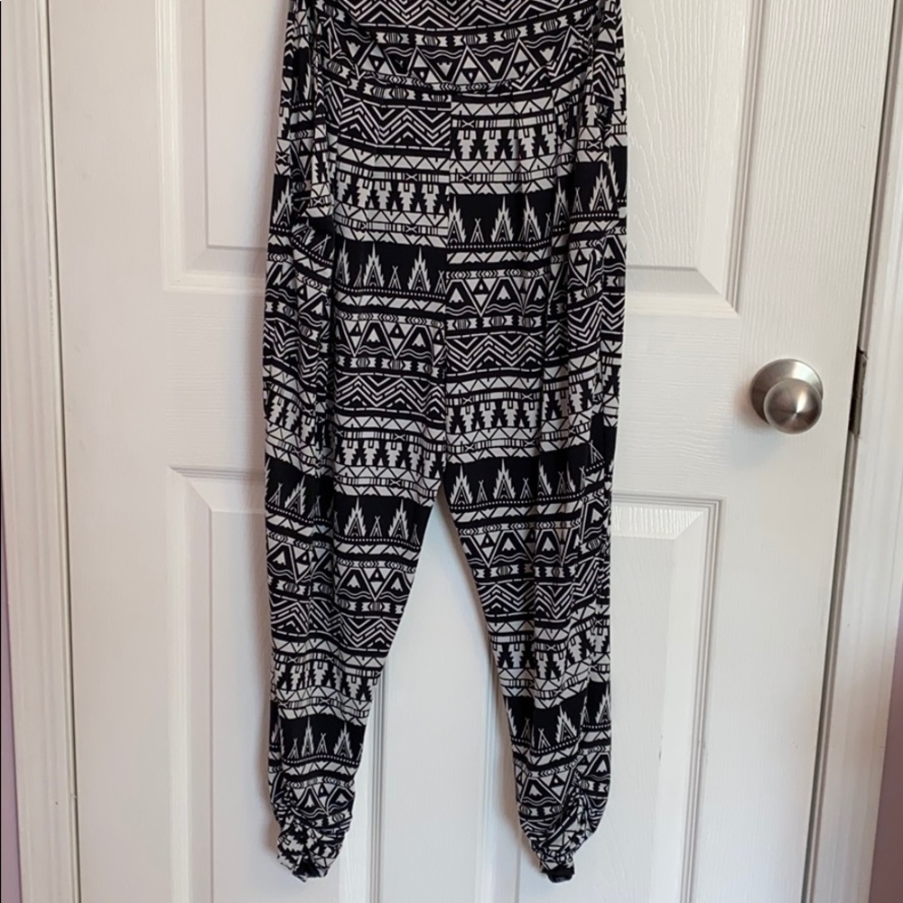 Aztec Print Jumpsuit by Fio Fio - Picture 4 of 5